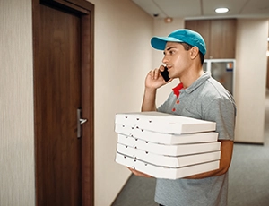 food delivery cardboard boxes